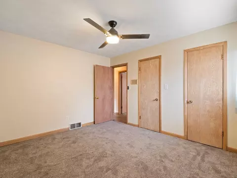Bedroom - 2350 31st St, Moline, IL 61265 photo 2 of 9