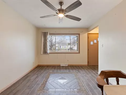Living - 2350 31st St, Moline, IL 61265 photo 4 of 7