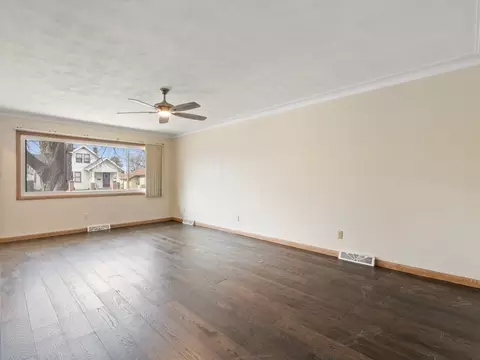 Living - 2350 31st St, Moline, IL 61265 photo 2 of 7