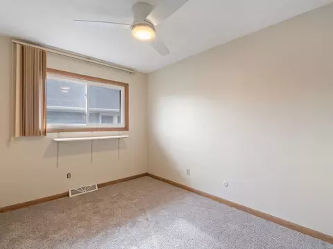 Bedroom - 2350 31st St, Moline, IL 61265 photo 6 of 9