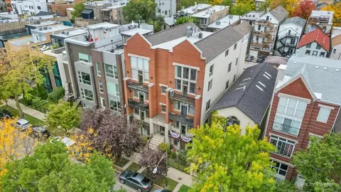 1636 W Erie St #3E, Chicago, IL 60622