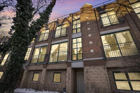 2501 N Wayne Ave #14, Chicago, IL 60614