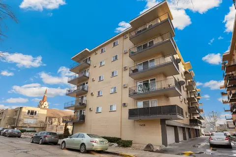 7428 Washington St #602, Forest Park, IL 60130
