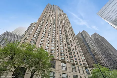 401 E Ontario St #809, Chicago, IL 60611