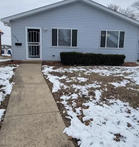 1273 E Chestnut St, Kankakee, IL 60901