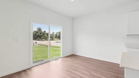 Dining - 2663 Camelback Dr, Pingree Grove, IL 60140 photo 1 of 2