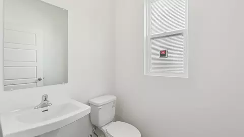 Bath - 2663 Camelback Dr, Pingree Grove, IL 60140 photo 1 of 9