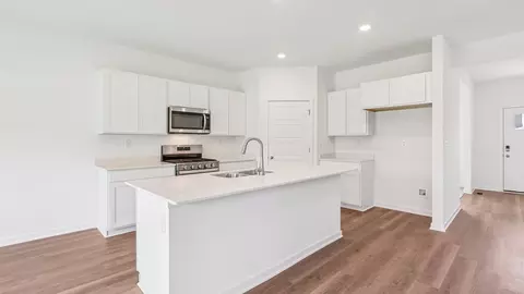 Kitchen - 2663 Camelback Dr, Pingree Grove, IL 60140 photo 1 of 7