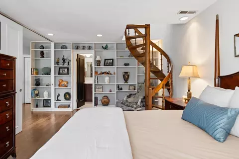 Bedroom - Undisclosed, Chicago, IL 60657 photo 4 of 4