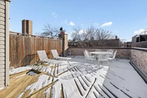 Exterior - Undisclosed, Chicago, IL 60657 photo 2 of 2