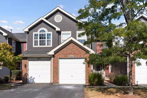2257 Lake Ridge Dr, Glendale Heights, IL 60139