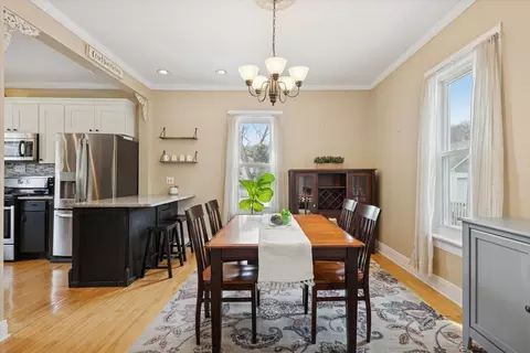 Dining - 21 Division St, Algonquin, IL 60102 photo 2 of 2