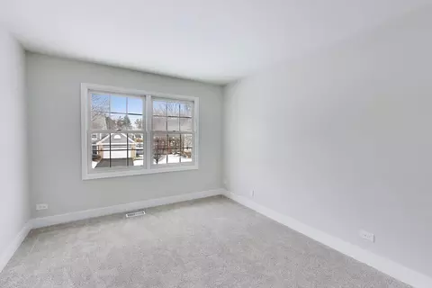 Bedroom - 1137 Fieldstone Ln, Bartlett, IL 60103 photo 7 of 10