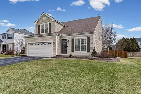 11860 Niagra Ln, Huntley, IL 60142