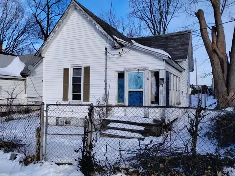 115 Warren St, Anna, IL 62906