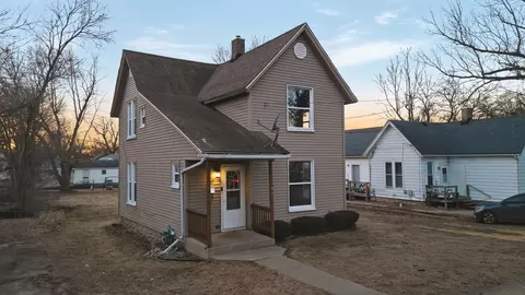 Exterior - 119 Douglas Ave, Dixon, IL 61021 photo 3 of 5