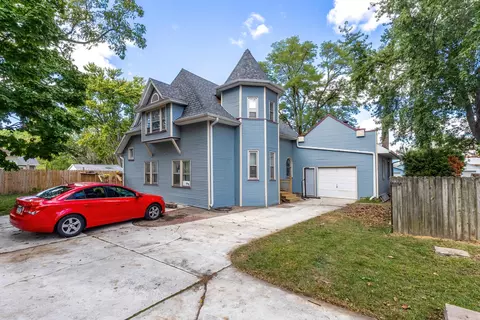 1224 E 11th St, Davenport, IA 52803