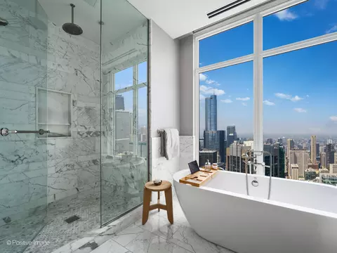 Bath - Undisclosed, Chicago, IL 60611 photo 3 of 6