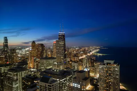 View/Area - Undisclosed, Chicago, IL 60611 photo 1 of 11