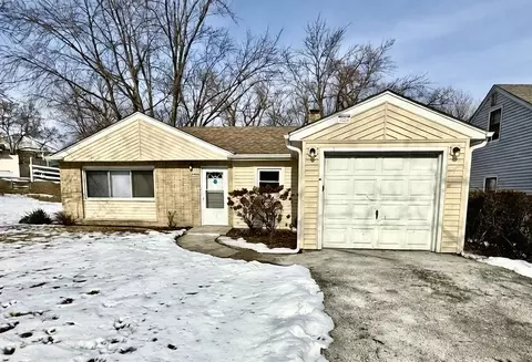 2904 Woodworth Pl, Hazel Crest, IL 60429