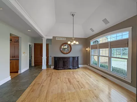 Dining - 1121 Lawn Pl, Freeport, IL 61032 photo 1 of 2