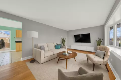 Living - 7435 W 74th St, Bridgeview, IL 60455 photo 1 of 4