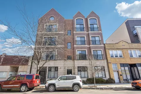 3815 N Kedzie Ave #2S, Chicago, IL 60618