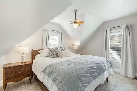 Bedroom - 4252 N Bernard St, Chicago, IL 60618 photo 3 of 3