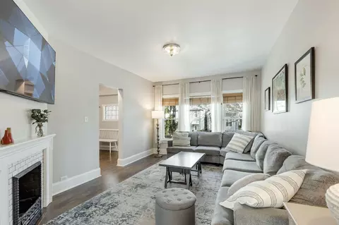 Living - 4252 N Bernard St, Chicago, IL 60618 photo 2 of 3