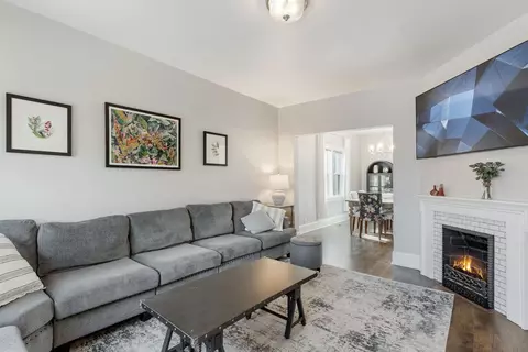 Living - 4252 N Bernard St, Chicago, IL 60618 photo 3 of 3