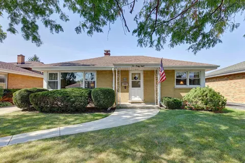1038 Arthur Ave, Berkeley, IL 60163