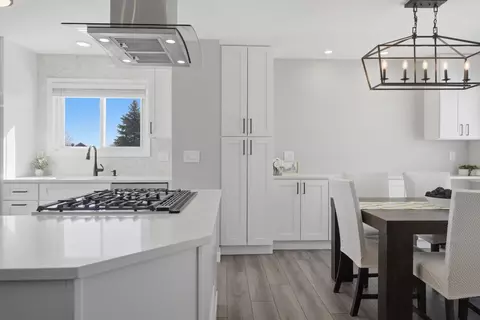 Kitchen - 396 Nantucket Ct, Bartlett, IL 60103 photo 1 of 7