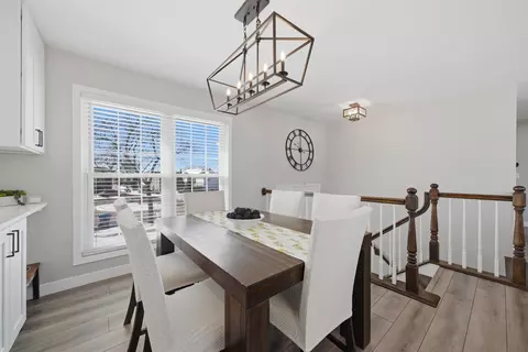 Dining - 396 Nantucket Ct, Bartlett, IL 60103 photo 1 of 3