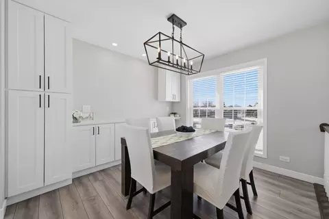 Dining - 396 Nantucket Ct, Bartlett, IL 60103 photo 2 of 3