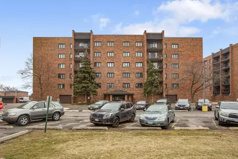 Undisclosed, Des Plaines, IL 60016