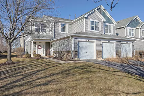 2436 Golf Ridge Cir, Naperville, IL 60563
