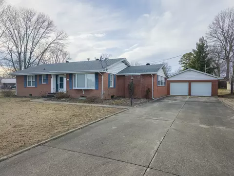 116 Forio Ave, Mount Carmel, IL 62863