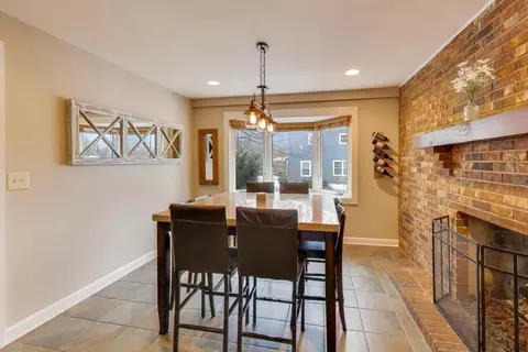 Dining - 1605 Burning Trl, Wheaton, IL 60189 photo 1 of 2