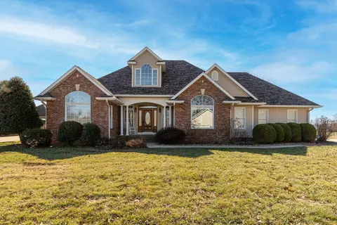401 Marcia Dr, Carterville, IL 62918