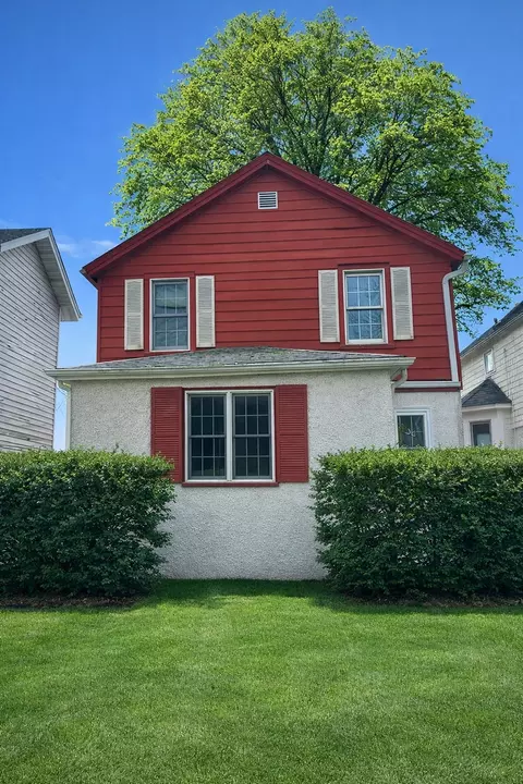 2508 Isabella St, Evanston, IL 60201
