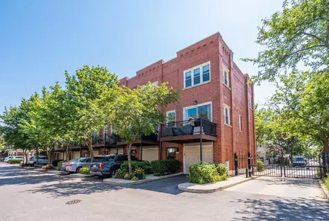2849 N Wolcott Ave #A, Chicago, IL 60657