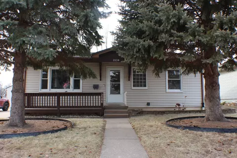 2104 N Ohio Ave, Davenport, IA 52804