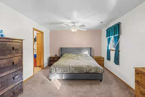 Bedroom - 3192 Nation Rd, Salem, IL 62881 photo 1 of 9