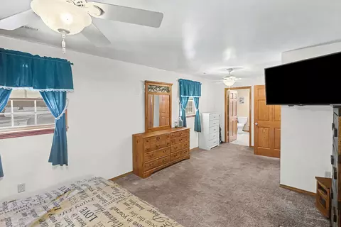 Bedroom - 3192 Nation Rd, Salem, IL 62881 photo 2 of 9
