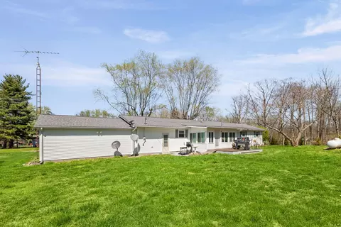 Exterior - 3192 Nation Rd, Salem, IL 62881 photo 3 of 6