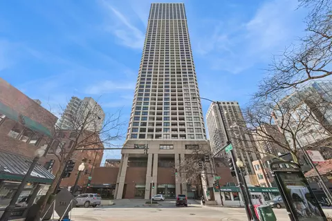 1030 N State St #10K, Chicago, IL 60610
