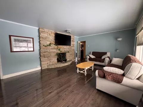 Living - 16037 Springfield Ave, Markham, IL 60428 photo 2 of 2