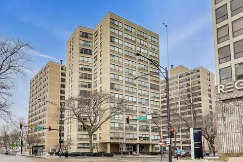 5050 S East End Ave #9C, Chicago, IL 60615