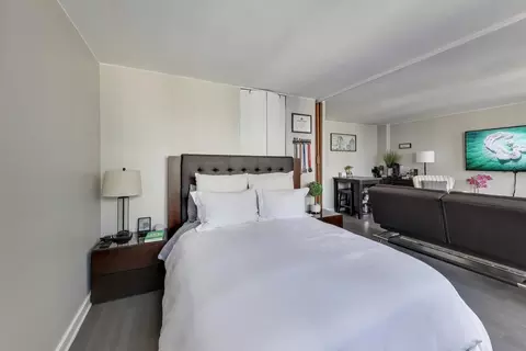 Bedroom - Undisclosed, Chicago, IL 60601 photo 1 of 2
