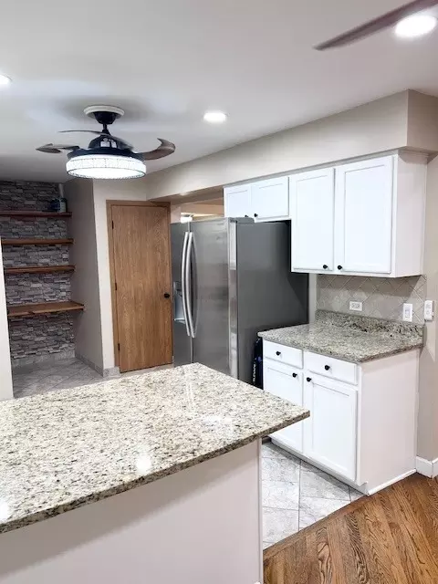 Kitchen - 7558 Heritage Ct, Summit, IL 60501 photo 5 of 5